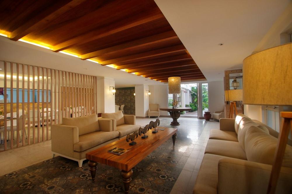 Benoa Sea Suites And Villas Nusa Dua  Buitenkant foto