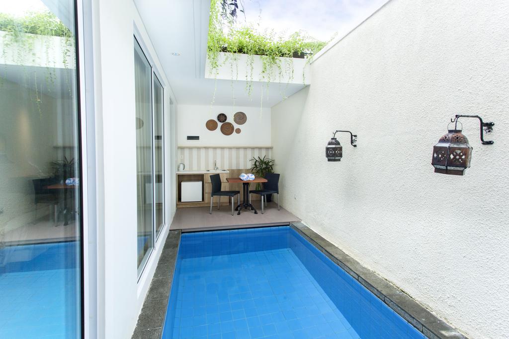 Benoa Sea Suites And Villas Nusa Dua  Kamer foto